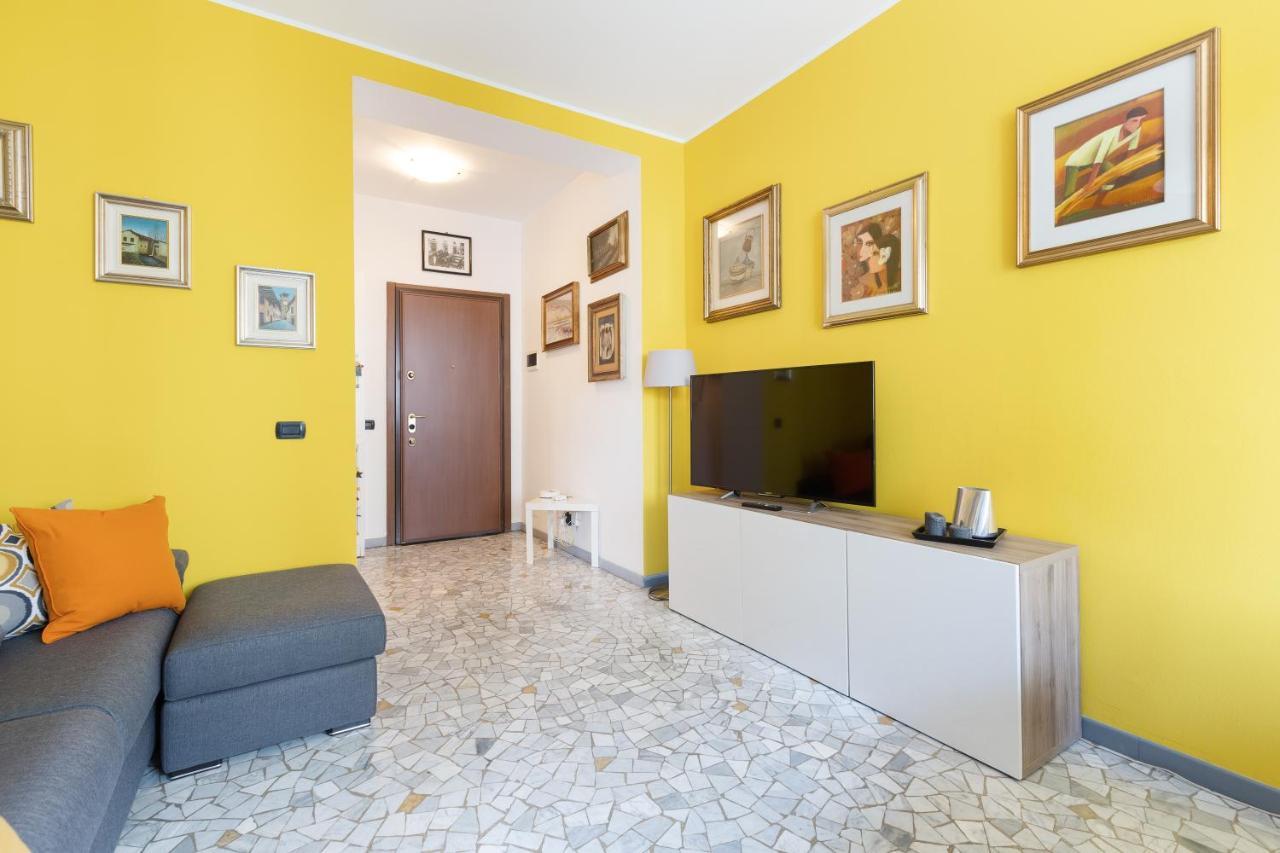 Apartment With Balcony - 50 M Far From M1 Pasteur Milan Exterior photo